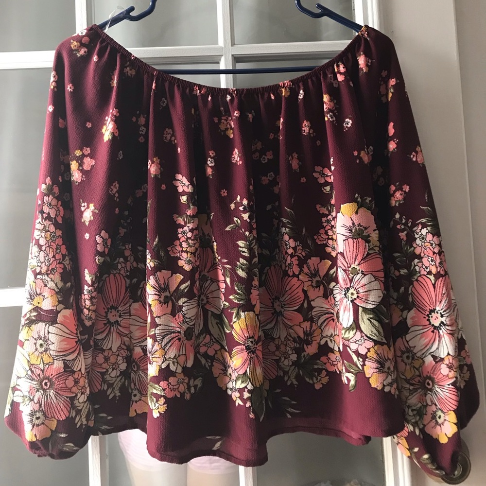 Burgundy Longesleeve Floral Top